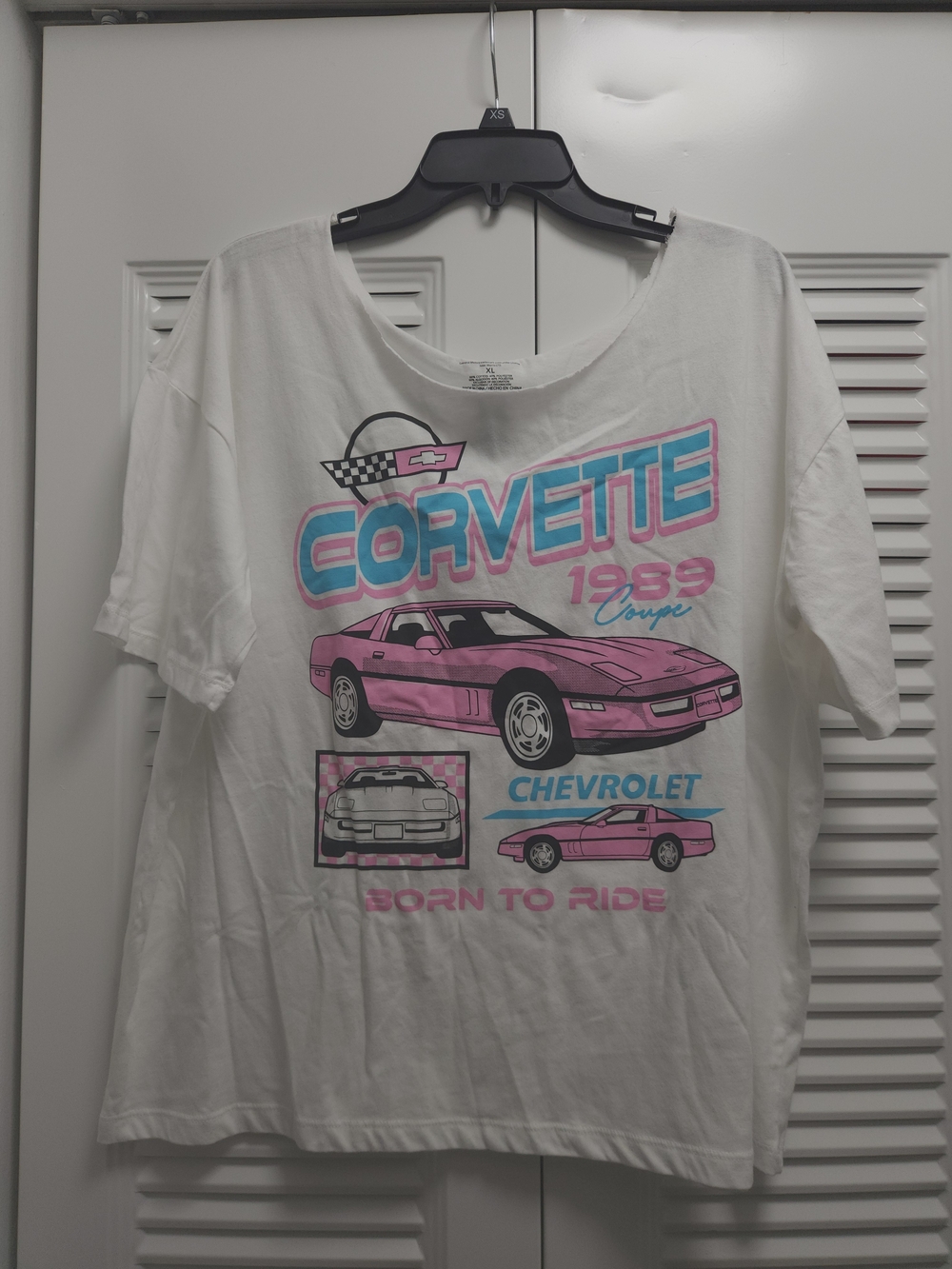Official Chevrolet Corvette 1989 Coupe Graphic Tee XL White Pink Retro Y2K